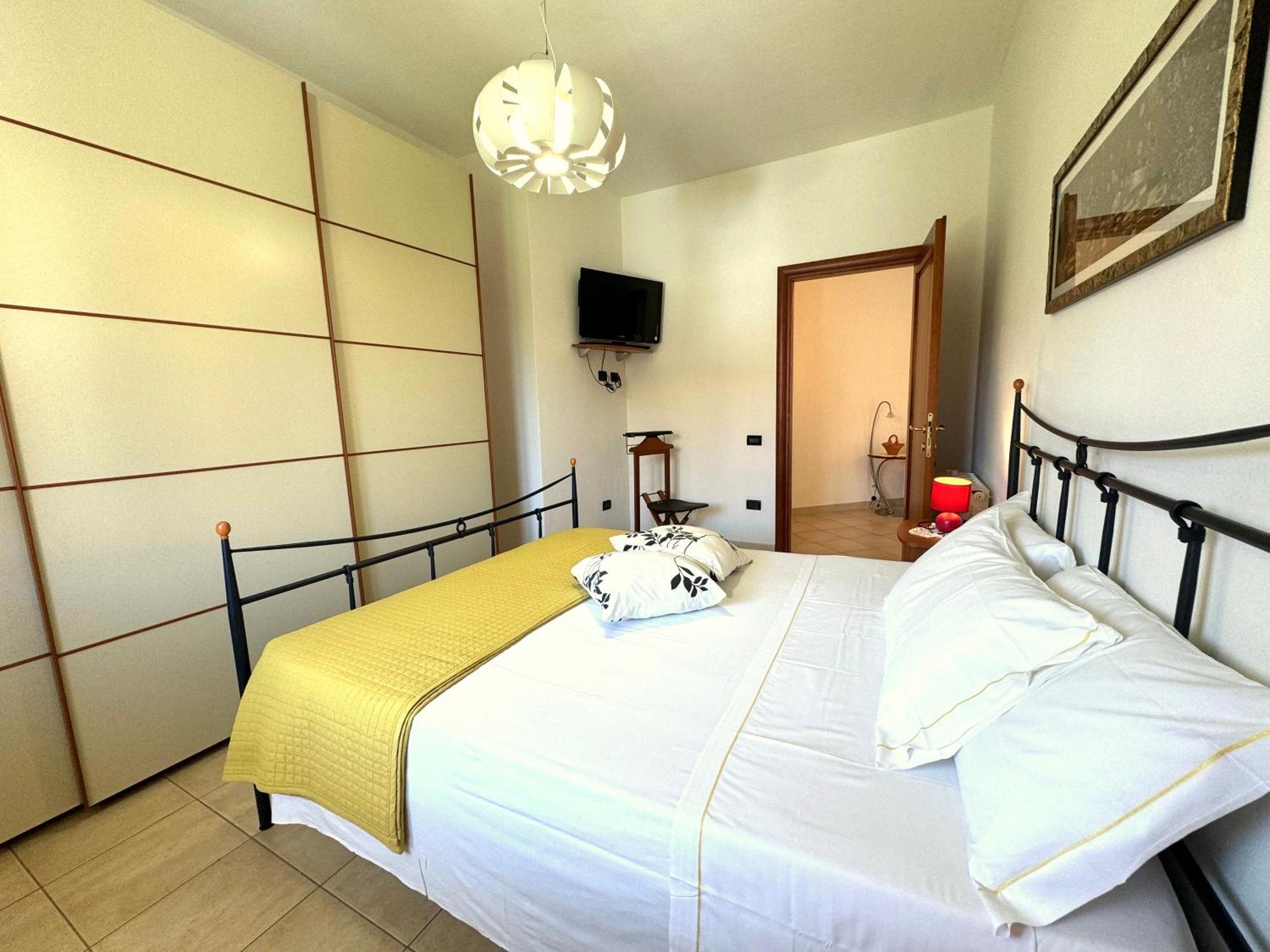 Rosa'S House - Zona Ospedaliera Leilighet Cagliari Eksteriør bilde