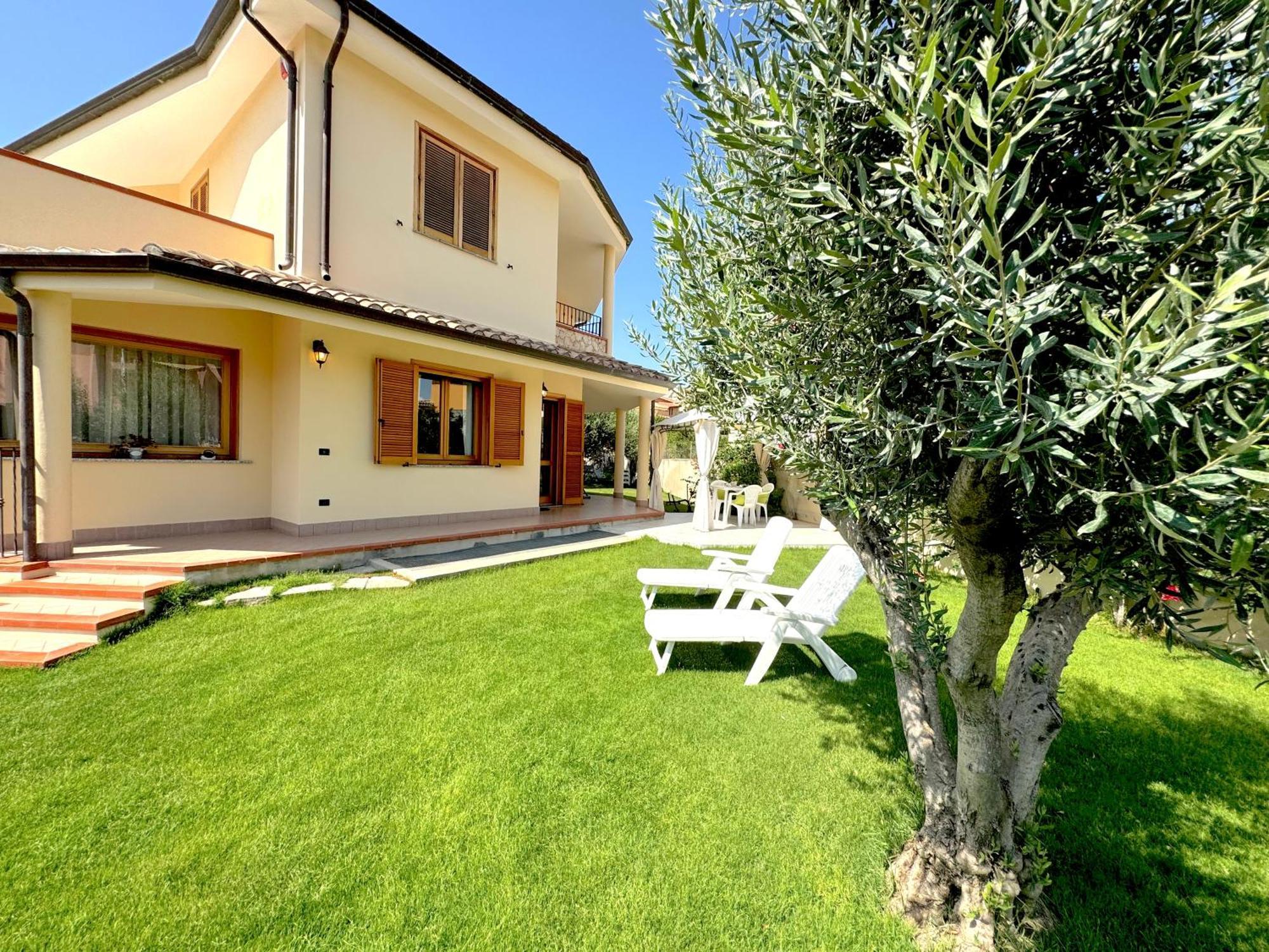 Rosa'S House - Zona Ospedaliera Leilighet Cagliari Eksteriør bilde