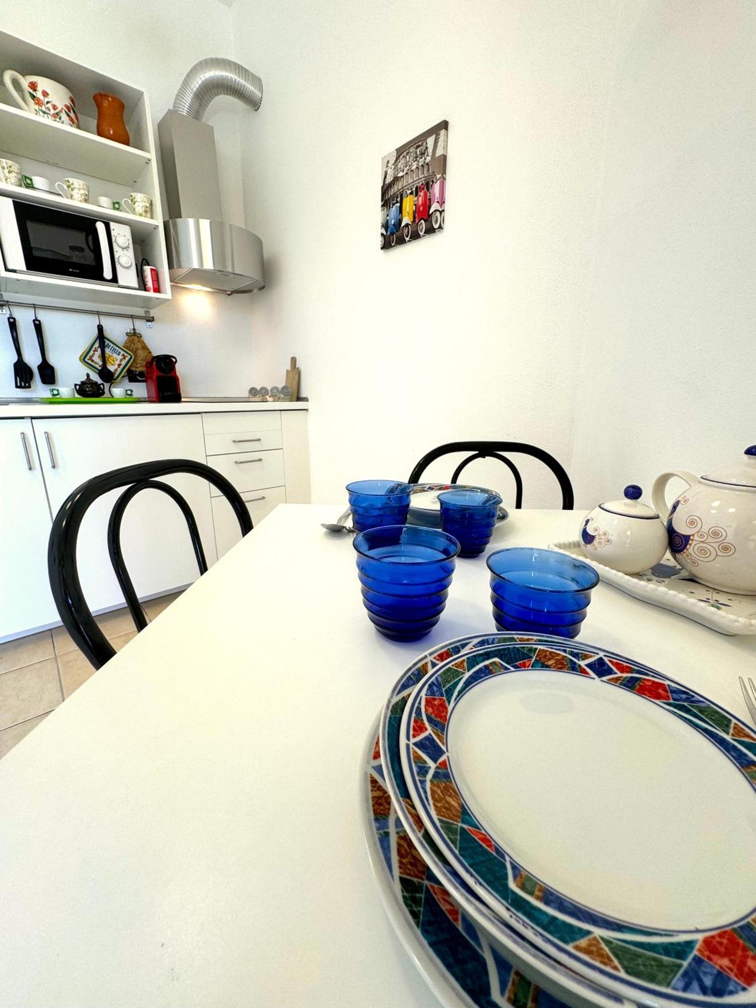 Rosa'S House - Zona Ospedaliera Leilighet Cagliari Eksteriør bilde
